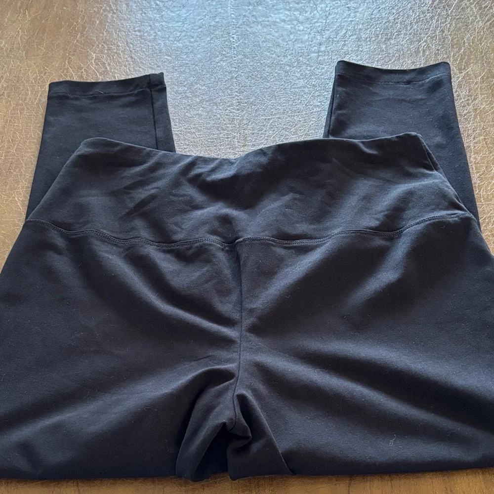 NWT! Chico's Black Zenergy So Slimming Leggings - Picture 4 of 10